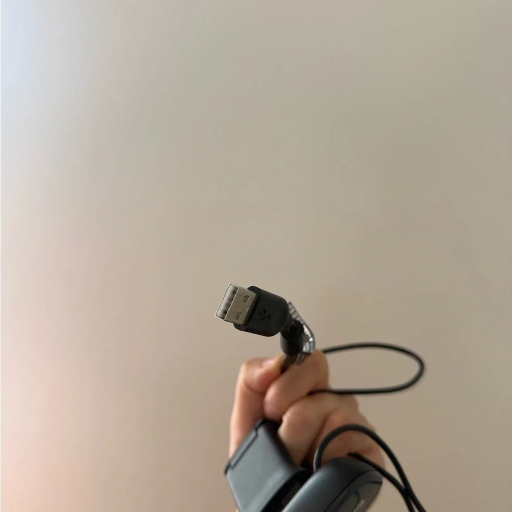 Logitech Black Webcam with Clip Mount for Computers